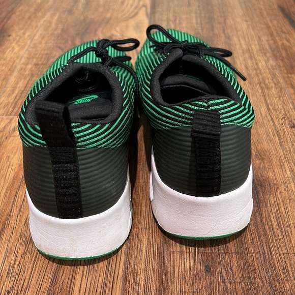 Nike Air Max Thea Kjcrd print green & black- like new - Picture 2 of 8